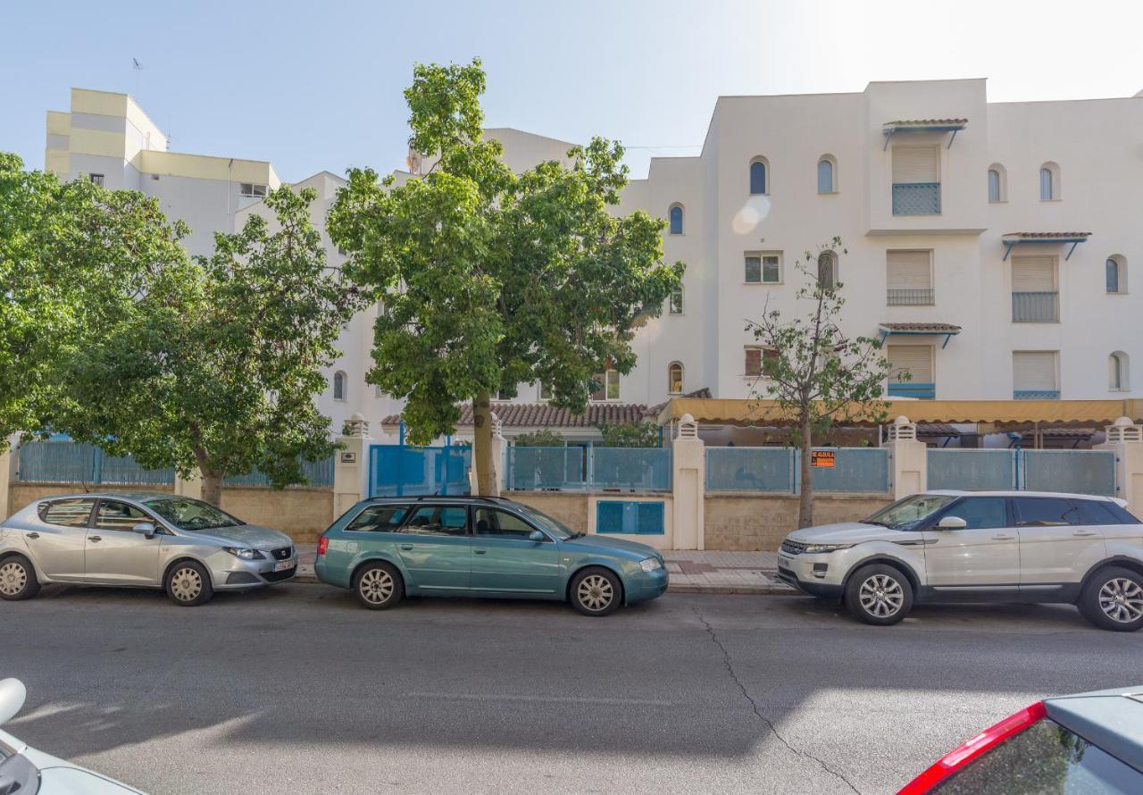 Malagasuite Lux Beach & Pool توريمولينوس المظهر الخارجي الصورة