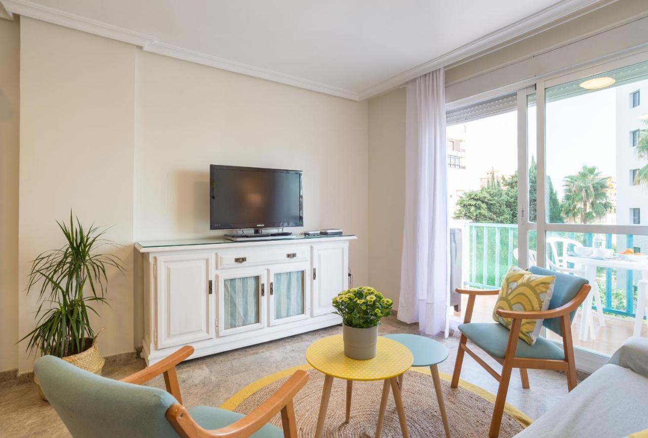 Malagasuite Lux Beach & Pool توريمولينوس المظهر الخارجي الصورة