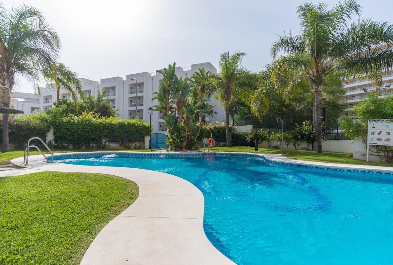 Malagasuite Lux Beach & Pool توريمولينوس المظهر الخارجي الصورة